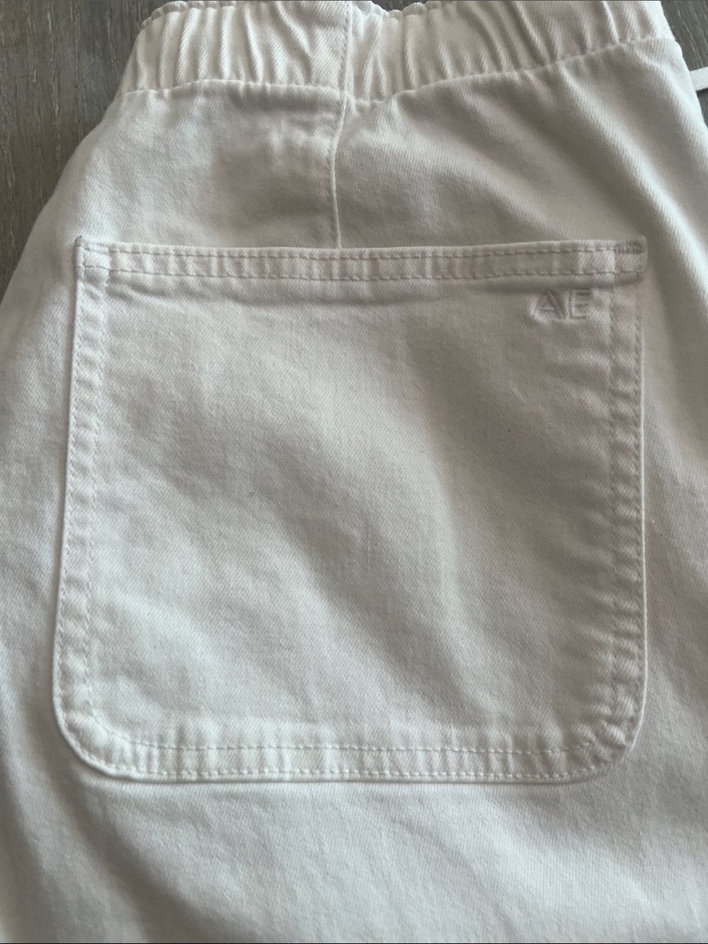 American Eagle Outfitters White Wide-Leg Denim Pants - Picture 3 of 5